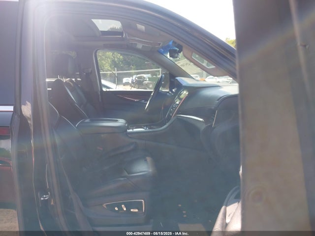 2017 CADILLAC ESCALADE 1GYS4BKJ2HR376991 Photo 4