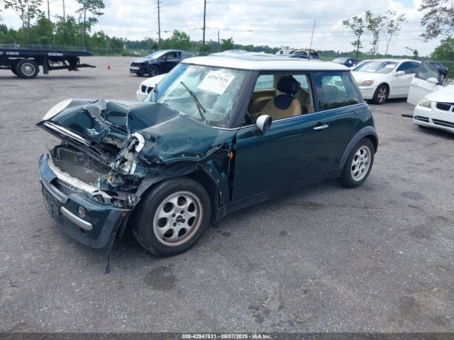 2002 MINI COOPER WMWRC33422TC32017 Photo 1