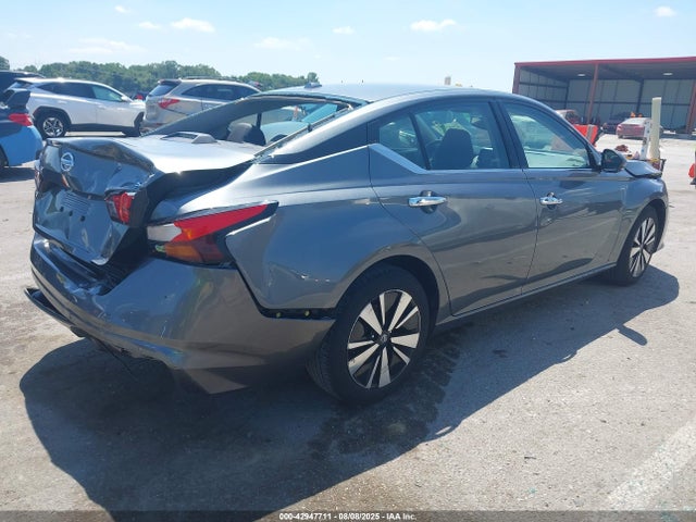 Nissan 2020 2020 1N4BL4EV8LC158302 Image 4