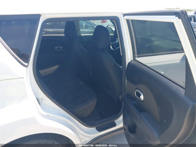 KIA dohc gdi gamma 2015 KNDJN2A23F7220492 Image 8