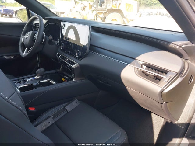 Lexus t24a-fts 2025 2T2BAMCA1SC105376 Image 5