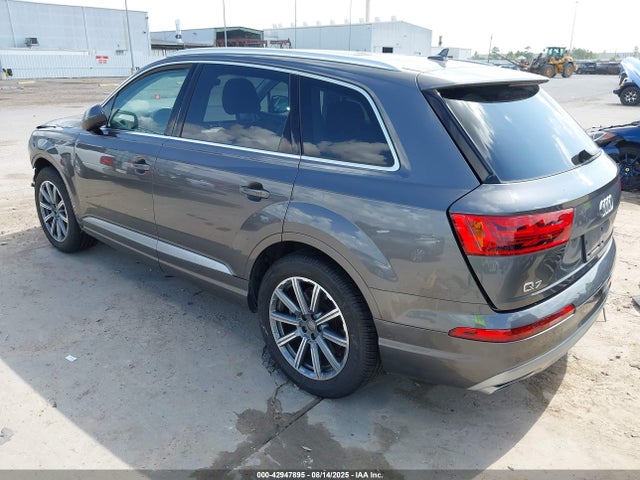 2018 AUDI Q7 WA1LHAF72JD044456 Photo 2