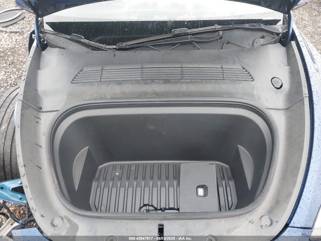 7SAYGDEE9NA006821 Tesla Model Y