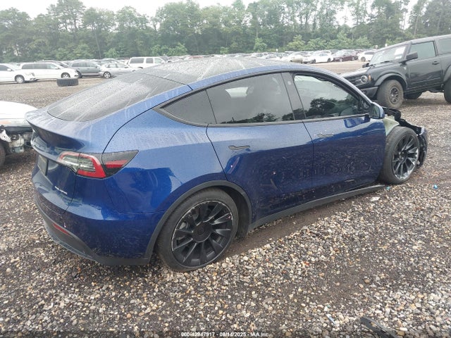 7SAYGDEE9NA006821 Tesla Model Y