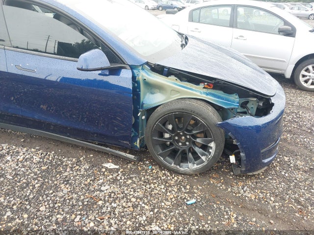 7SAYGDEE9NA006821 Tesla Model Y