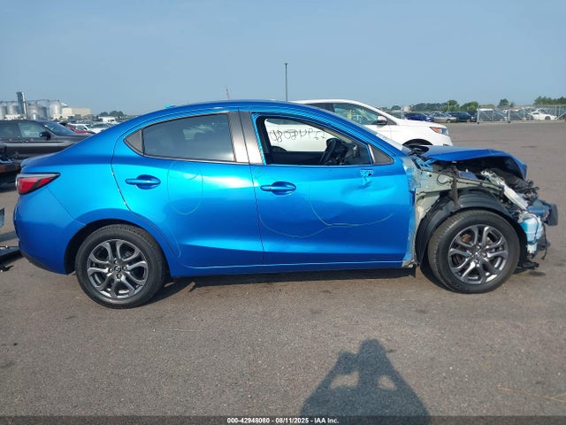 3MYDLBYV6KY526423 Toyota p5v