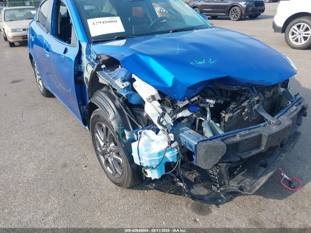 3MYDLBYV6KY526423 Toyota p5v