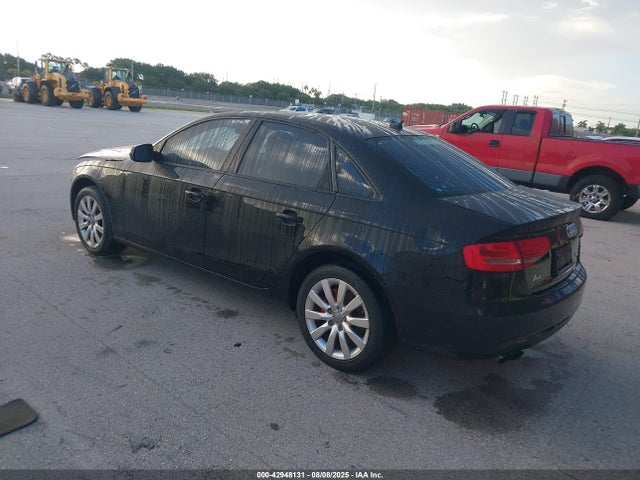 2013 AUDI A4 WAUBFAFL2DA144502 Photo 2