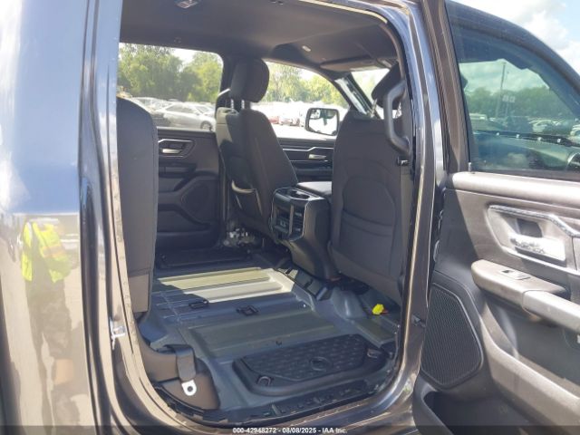 2024 RAM 1500 1C6SRFFTXRN211118 Photo 7