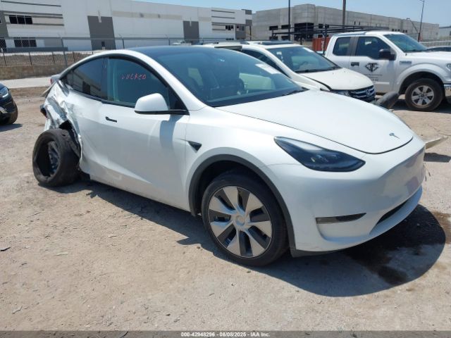 2023 TESLA MODEL Y 7SAYGAEE0PF685043 Photo 0