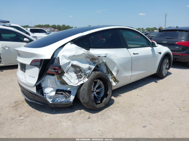 2023 TESLA MODEL Y 7SAYGAEE0PF685043 Photo 3