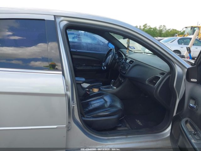 2013 CHRYSLER 200 1C3CCBCG6DN607848 Photo 4