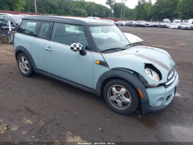2011 MINI COOPER CLUBMAN WMWZF3C50BT187818 Photo 0