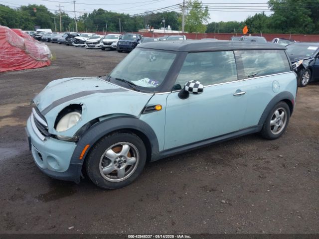 2011 MINI COOPER CLUBMAN WMWZF3C50BT187818 Photo 1