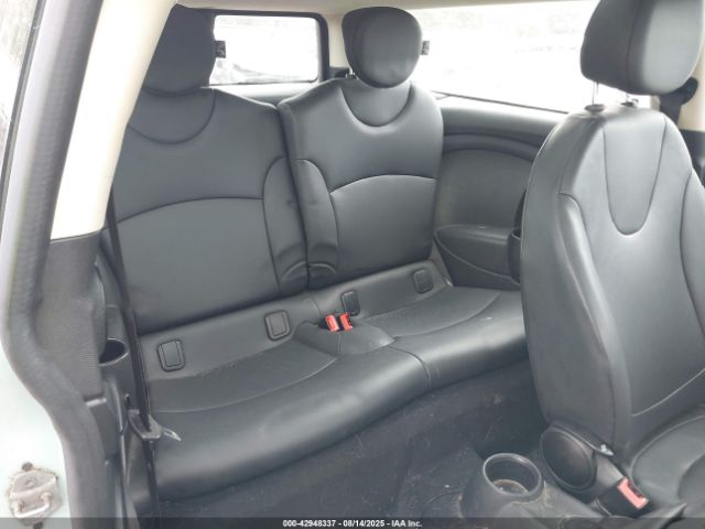 2011 MINI COOPER CLUBMAN WMWZF3C50BT187818 Photo 7