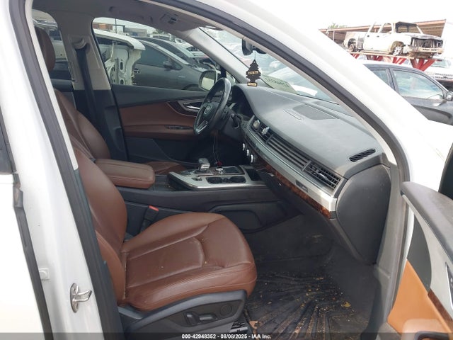 2017 AUDI Q7 WA1LHAF71HD040859 Photo 4