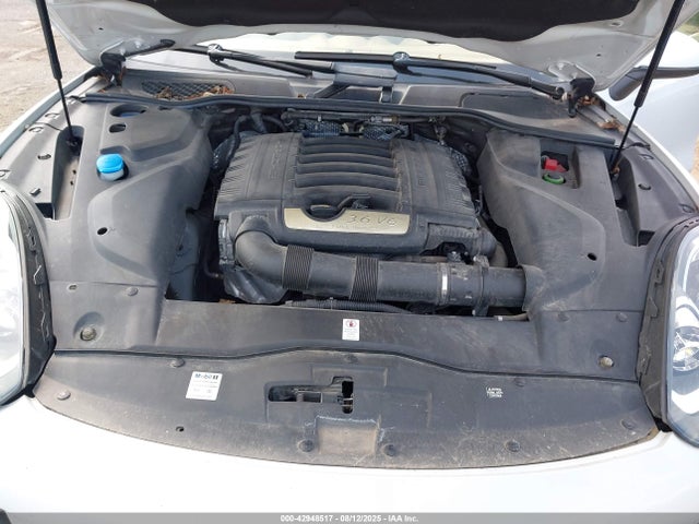 2016 PORSCHE CAYENNE WP1AA2A22GKA14976 Photo 9