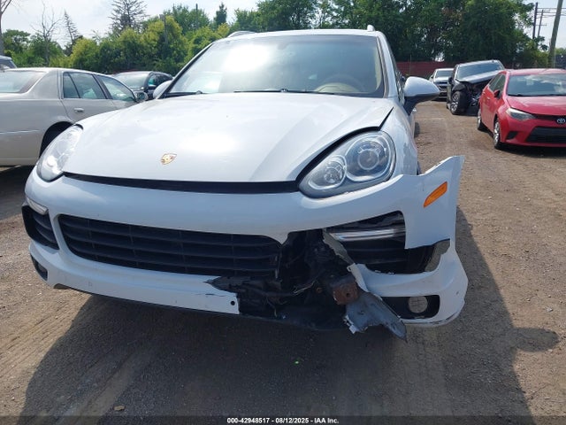 2016 PORSCHE CAYENNE WP1AA2A22GKA14976 Photo 5