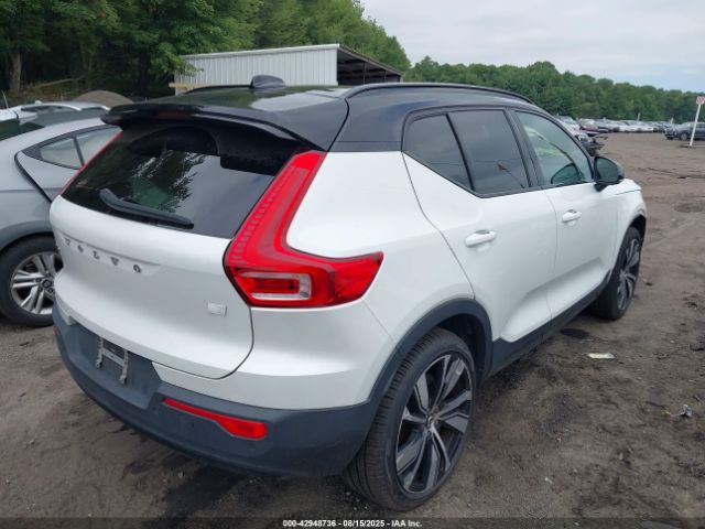2021 VOLVO XC40 RECHARGE PURE ELECTRIC YV4ED3UR5M2601013 Photo 3