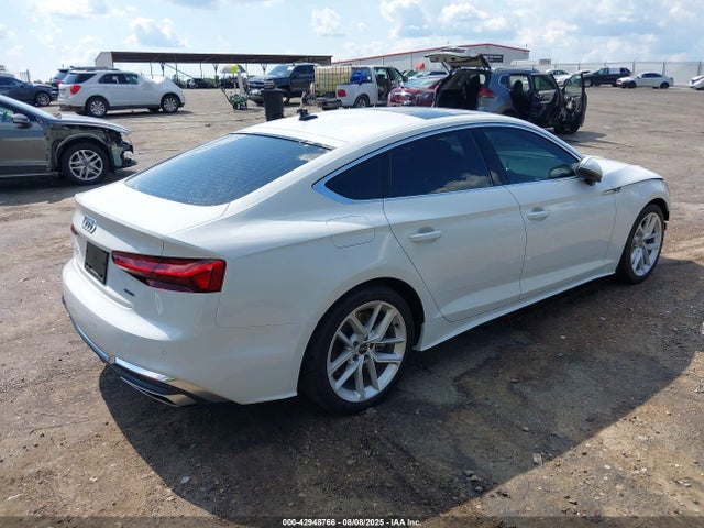 2023 AUDI A5 SPORTBACK WAUFACF59PA069637 Photo 3