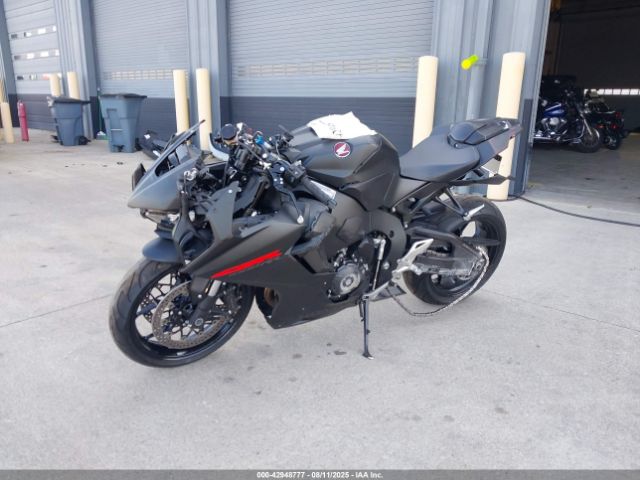 2021 HONDA CBR1000 JH2SC7711MK400027