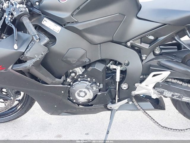 2021 HONDA CBR1000 JH2SC7711MK400027 Photo 7