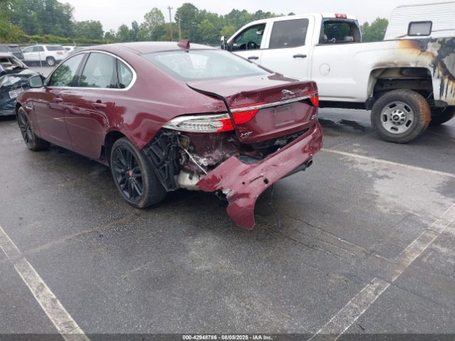 2016 JAGUAR XF SAJBK4BV9GCY16136 Photo 2