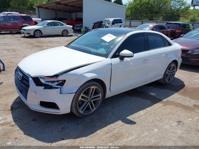 2017 AUDI A3 WAUAUGFF4H1080757 Photo 1
