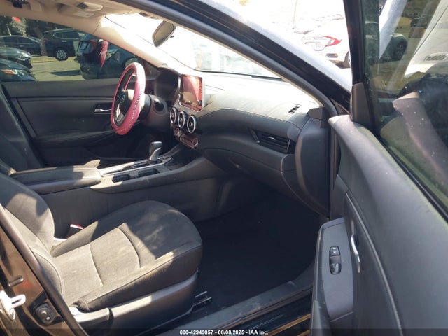 3N1AB8CV9MY241915 Nissan Sentra
