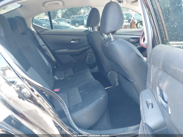 3N1AB8CV9MY241915 Nissan Sentra