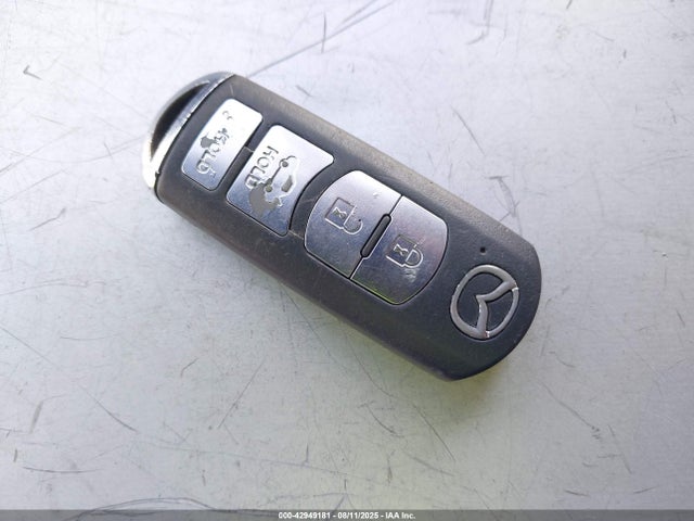Mazda py 2016 JM1GJ1T54G1436282 Image 11