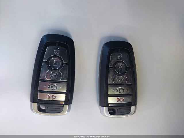 Ford 2.3l 4v premium fuel 2018 1FA6P8TH2J5185457 Image 11