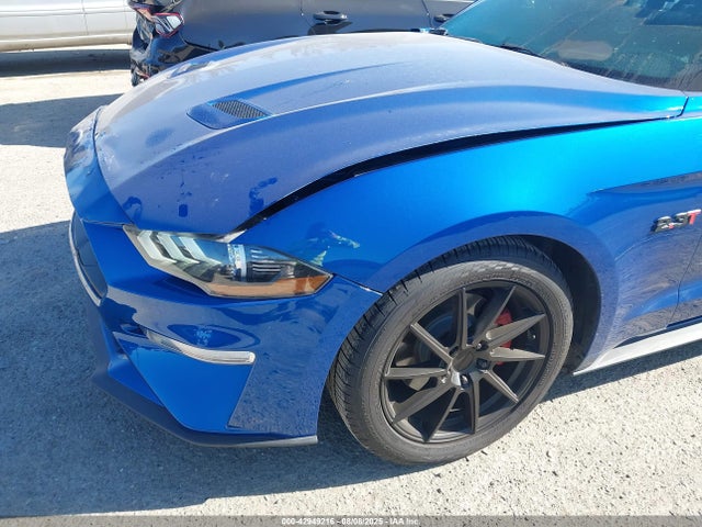 Ford 2.3l 4v premium fuel 2018 1FA6P8TH2J5185457 Image 17