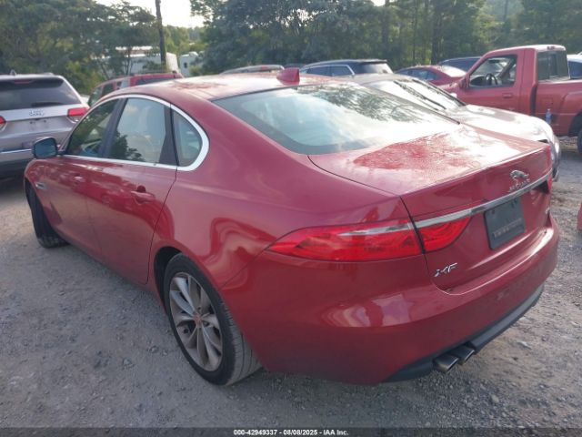 2017 JAGUAR XF SAJBD4BN8HCY46403 Photo 2