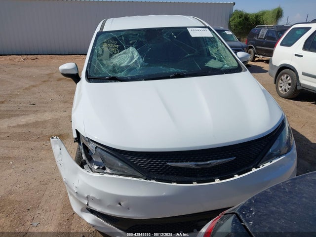 Chrysler 2023 2023 2C4RC1CG7PR531922 Image 11