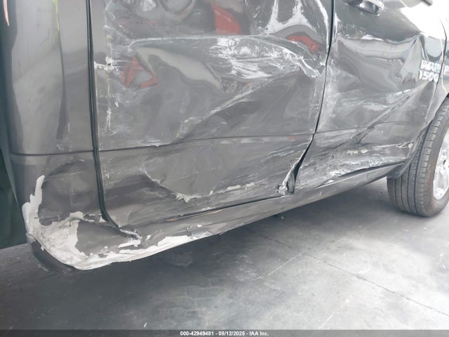 RAM 1500 2018 1C6RR6GT4JS169287 Image 19