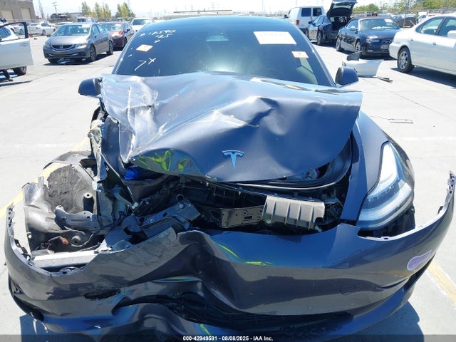 2019 TESLA MODEL 3 5YJ3E1EAXKF536996 Photo 9