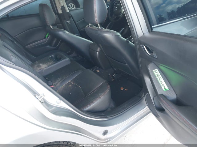 JM1BM1W34F1228378 Mazda py