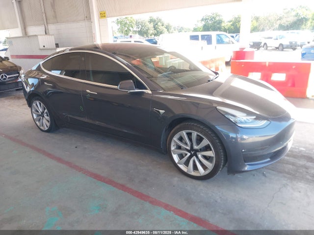 2018 TESLA MODEL 3 5YJ3E1EA5JF109403 Photo 0