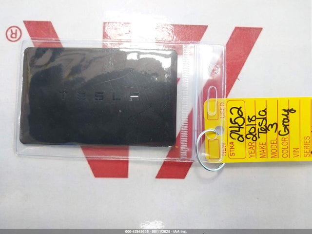 2018 TESLA MODEL 3 5YJ3E1EA5JF109403 Photo 10