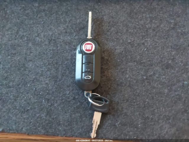 2015 FIAT 500 3C3CFFAR6FT741443 Photo 10