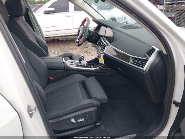BMW X7 2020 5UXCW2C08L9B60177 Image 5