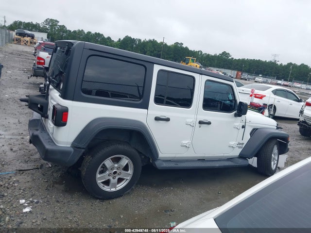 1C4HJXEN0LW128589 Jeep 2020