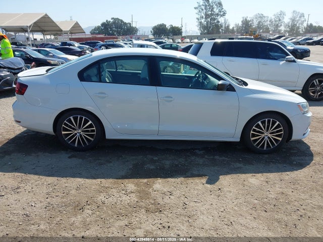 3VWD17AJ5GM291193 Volkswagen 1.8t