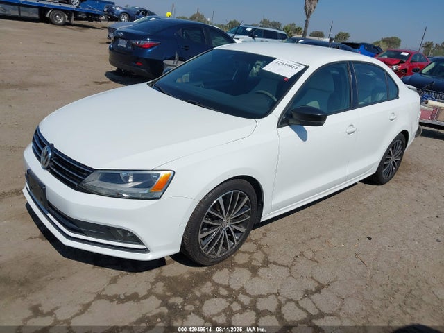 3VWD17AJ5GM291193 Volkswagen 1.8t