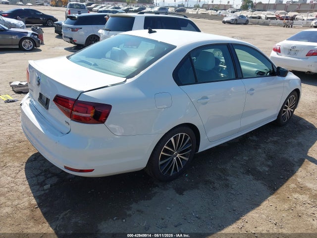 3VWD17AJ5GM291193 Volkswagen 1.8t