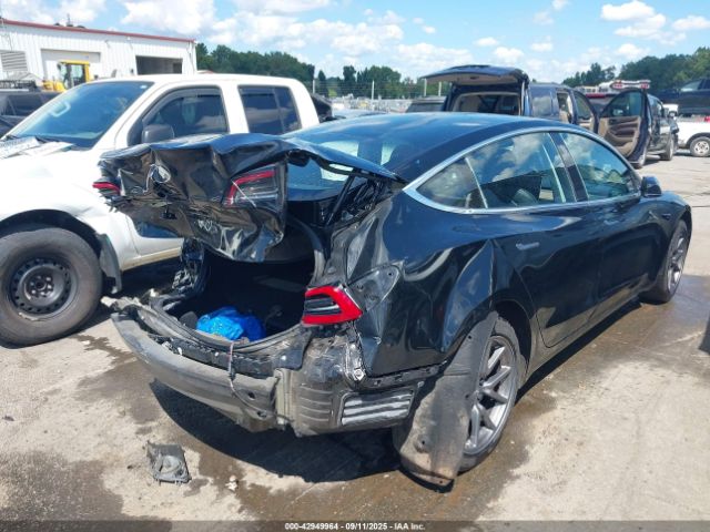 2018 TESLA MODEL 3 5YJ3E1EA6JF152440 Photo 3