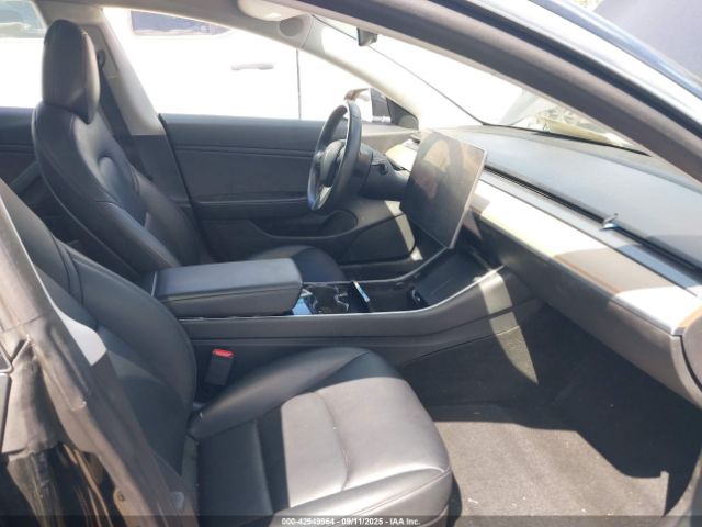 2018 TESLA MODEL 3 5YJ3E1EA6JF152440 Photo 4