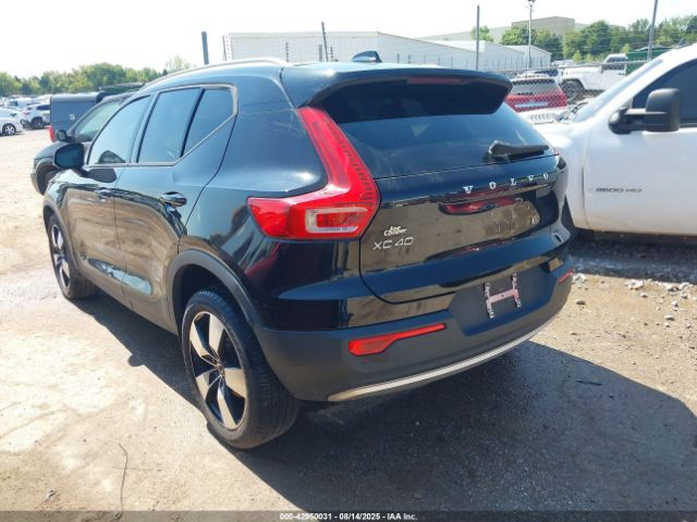 2020 VOLVO XC40 YV4162UK7L2196521 Photo 2
