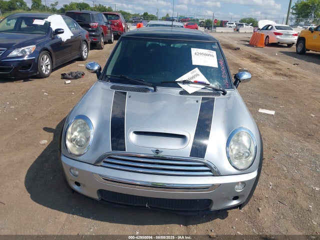 2006 MINI COOPER S WMWRE33576TG99734 Photo 5